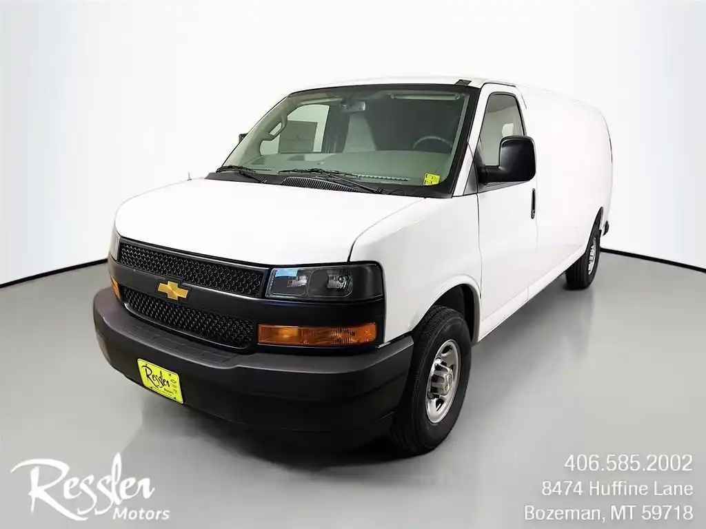 2026 Chevrolet Express 3500 Extended Work Van's photo