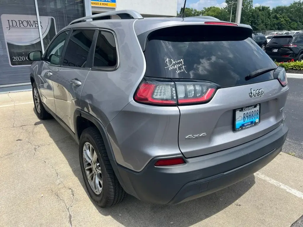 2019 Jeep Cherokee Latitude Plus 4X4 photo 3