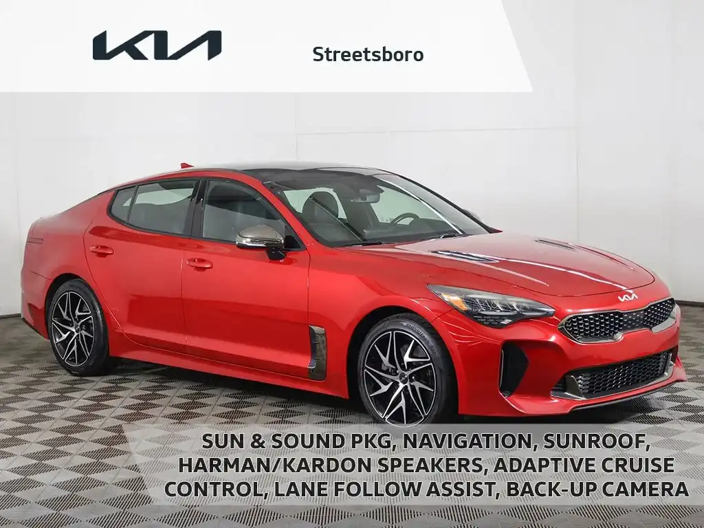 2022 Kia Stinger GT-Line's photo