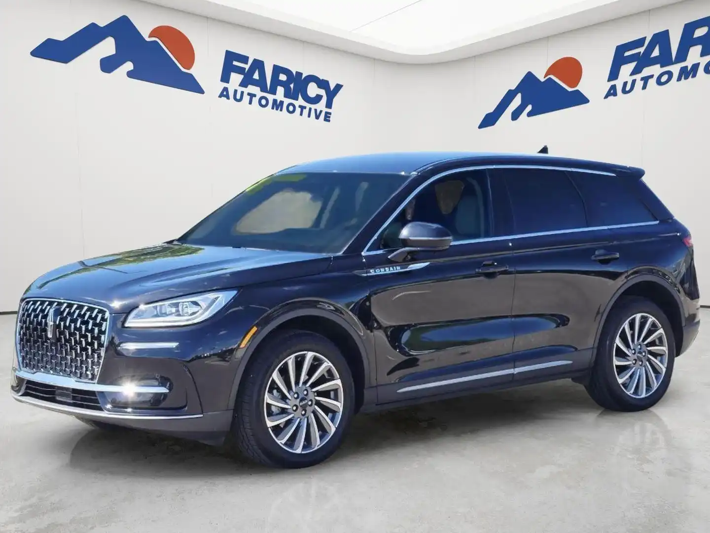 2025 Lincoln Corsair Reserve AWD's photo