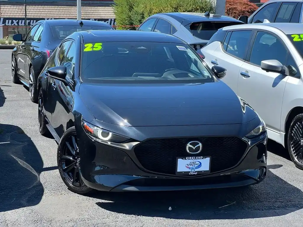 2025 Mazda CX-3 Premium MT 5-Door SKYACTIV's photo