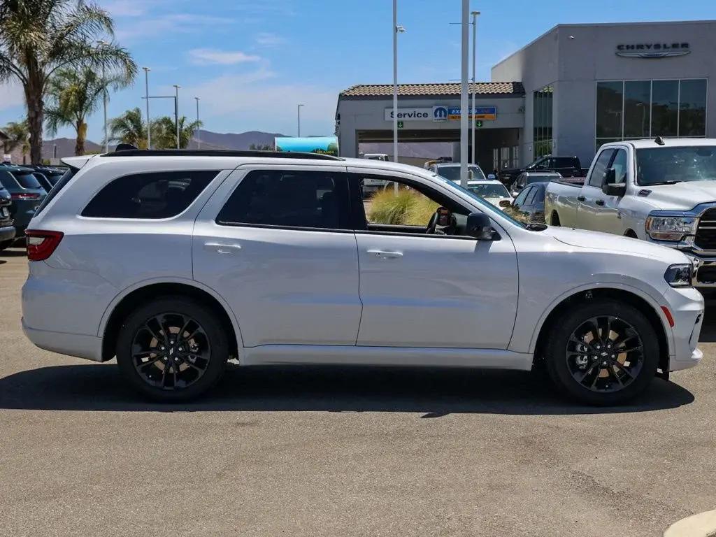 2026 Dodge Durango GT RWD photo 3