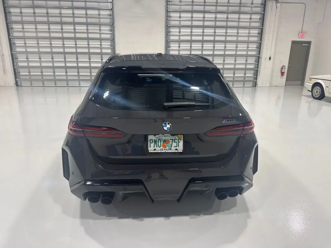 2026 BMW M5 M5 Touring photo 4