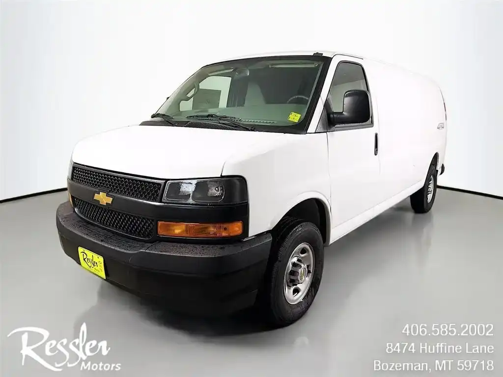 2026 Chevrolet Express 3500 Extended Work Van's photo