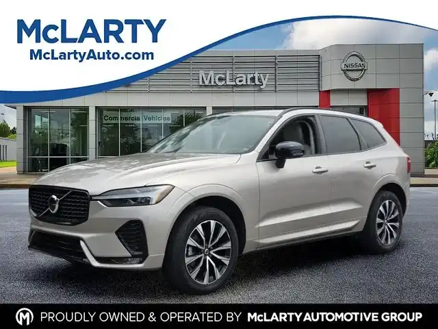 2024 Volvo XC60 B5 Core Dark Theme AWD's photo
