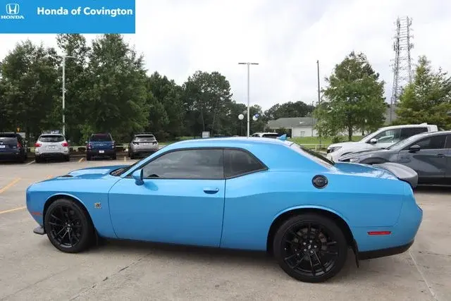 2023 Dodge Challenger R/T Scat Pack photo 5