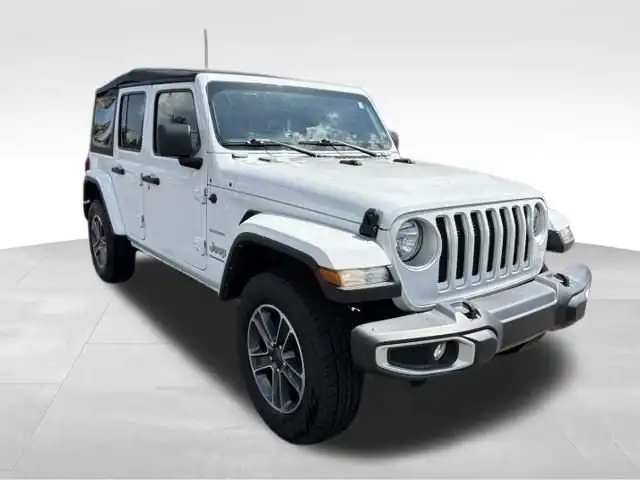 2023 Jeep Wrangler Sahara's photo