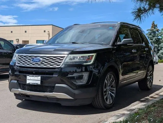 2016 Ford Explorer Platinum 4WD photo 5
