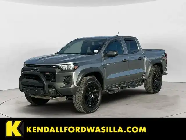 2025 Chevrolet Colorado 4WD Trail Boss Crew Cab Short Box's photo