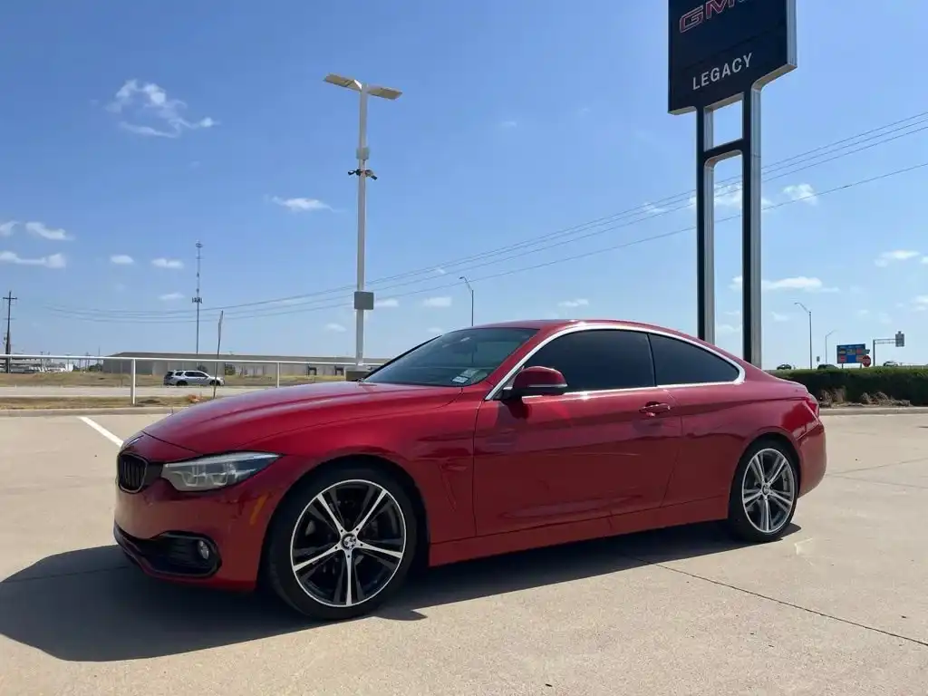 2019 BMW 4 Series 430i Coupe's photo