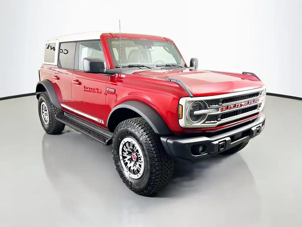 2026 Ford Bronco Outer Banks 4x4's photo
