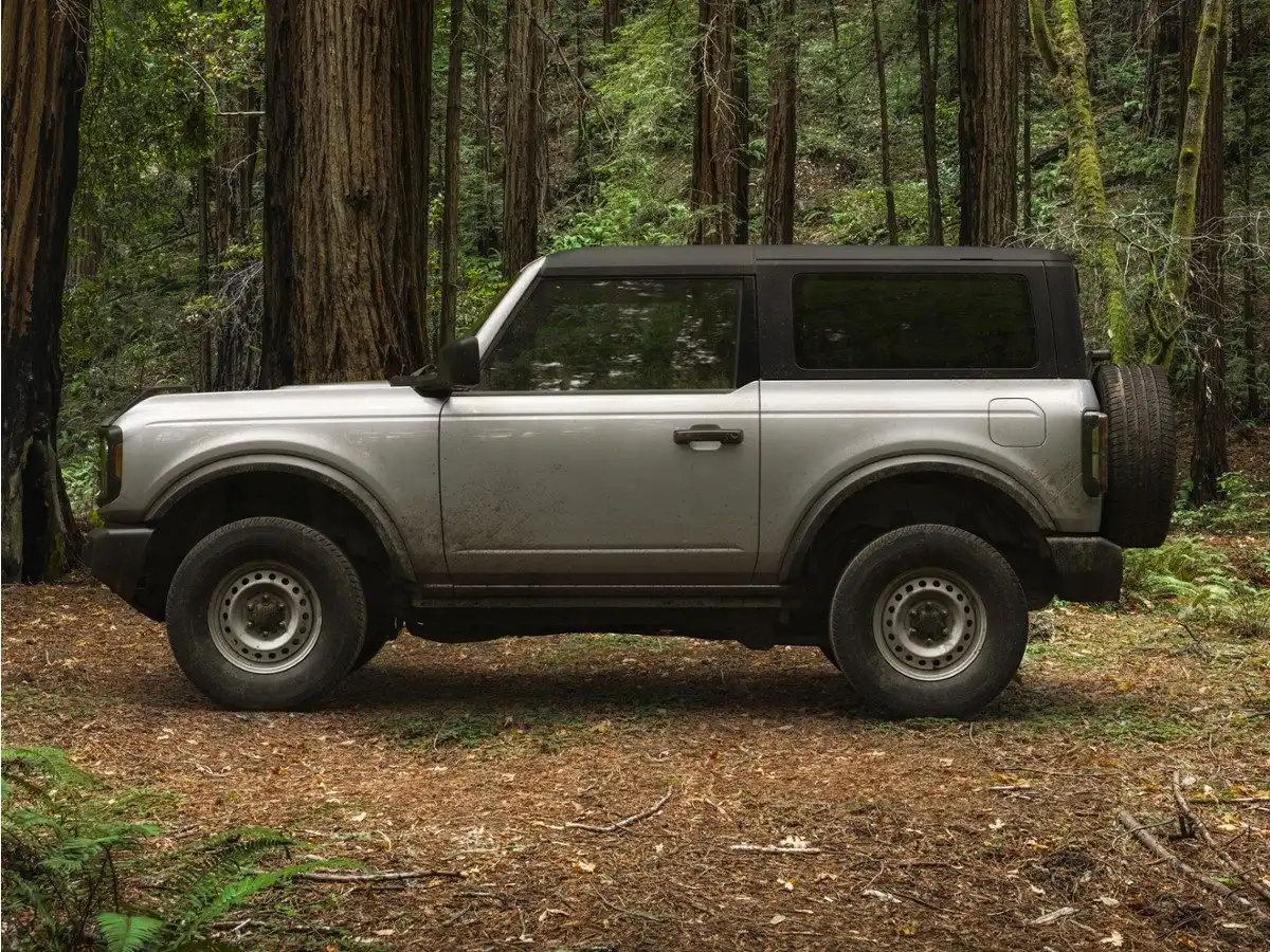 2023 Ford Bronco Black Diamond Advanced (322A) 4x4's photo