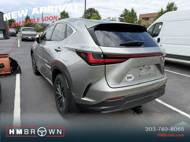 2024 Lexus NX 350h 350h Premium AWD photo 3