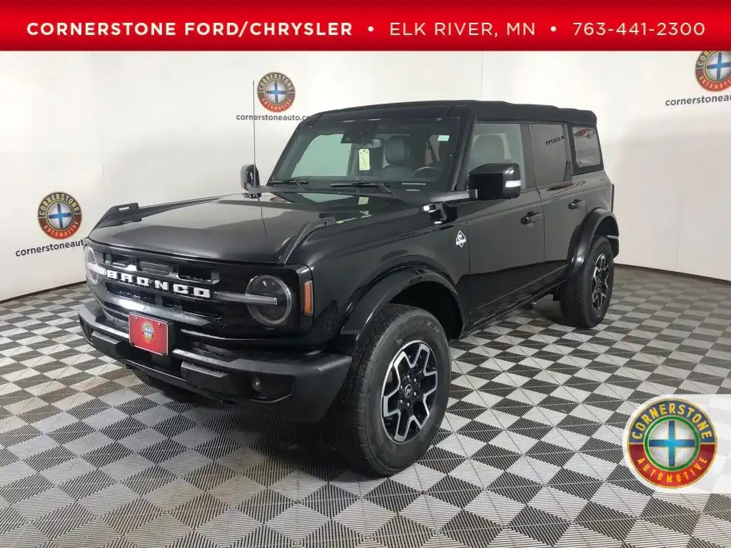 2022 Ford Bronco Outer Banks 4x4's photo