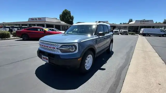 2026 Ford Bronco Sport Heritage 4X4's photo