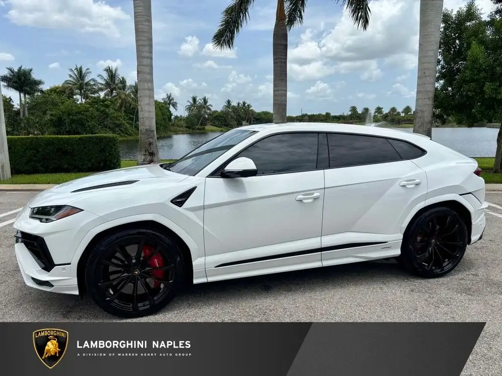 2024 Lamborghini Urus 4.0 V8 S photo 1