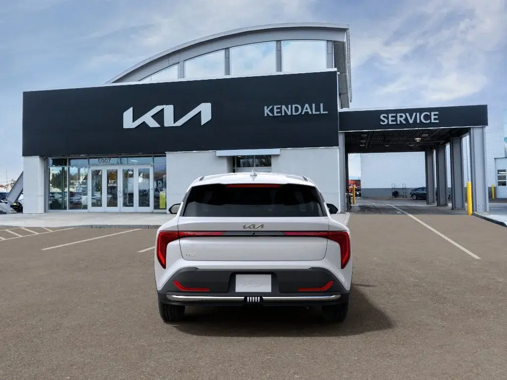 2026 Kia K4 EX AT Hatchback photo 5