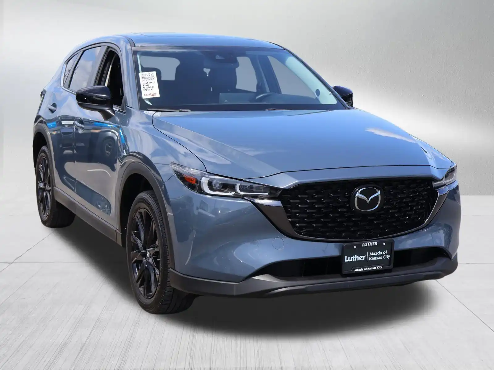 2025 Mazda CX-5 S Carbon Edition Auto AWD's photo