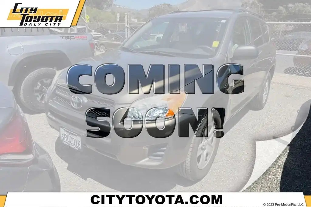 2011 Toyota RAV4 Base's photo