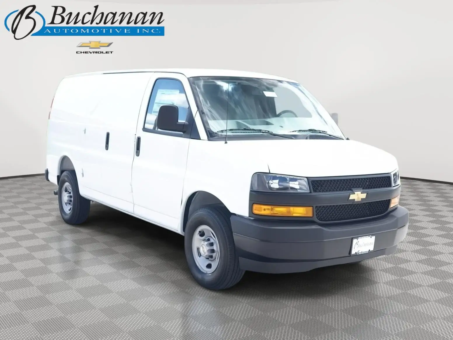 2026 Chevrolet Express 2500 Work Van HD photo 1