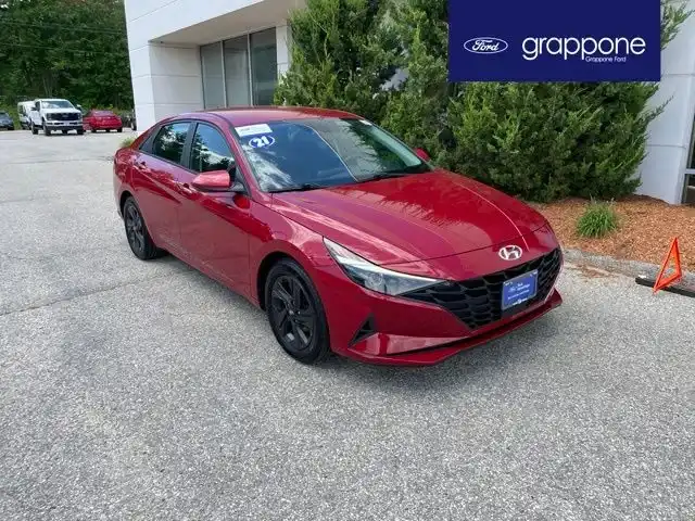 2021 Hyundai Elantra 2.0 SEL IVT SULEV's photo
