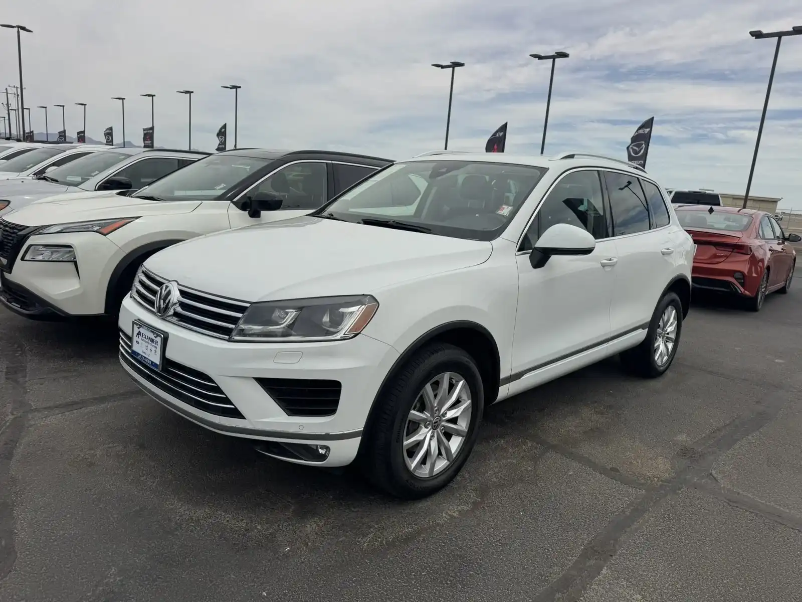 2016 Volkswagen Touareg V6 Sport w/Technology's photo