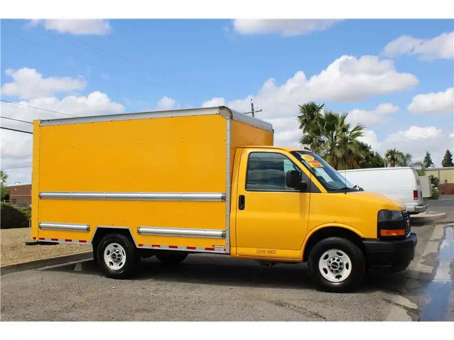 2021 GMC Savana 3500 139" WB's photo