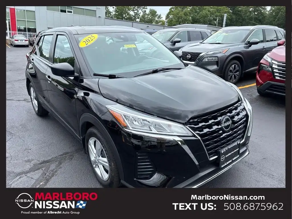 2025 Nissan Kicks Play 1.6 FWD's photo