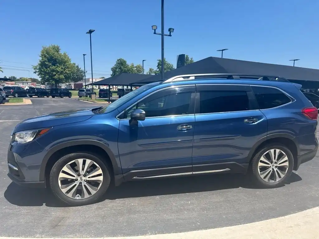 2021 Subaru Ascent Touring's photo
