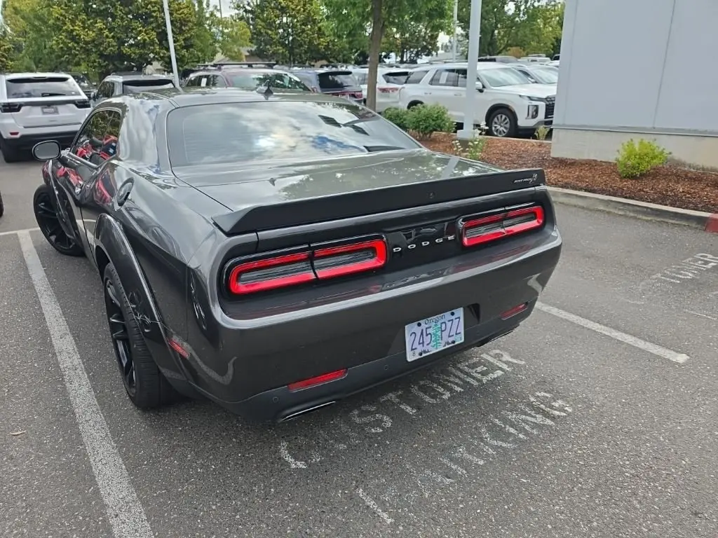 2023 Dodge Challenger R/T Scat Pack Widebody photo 4