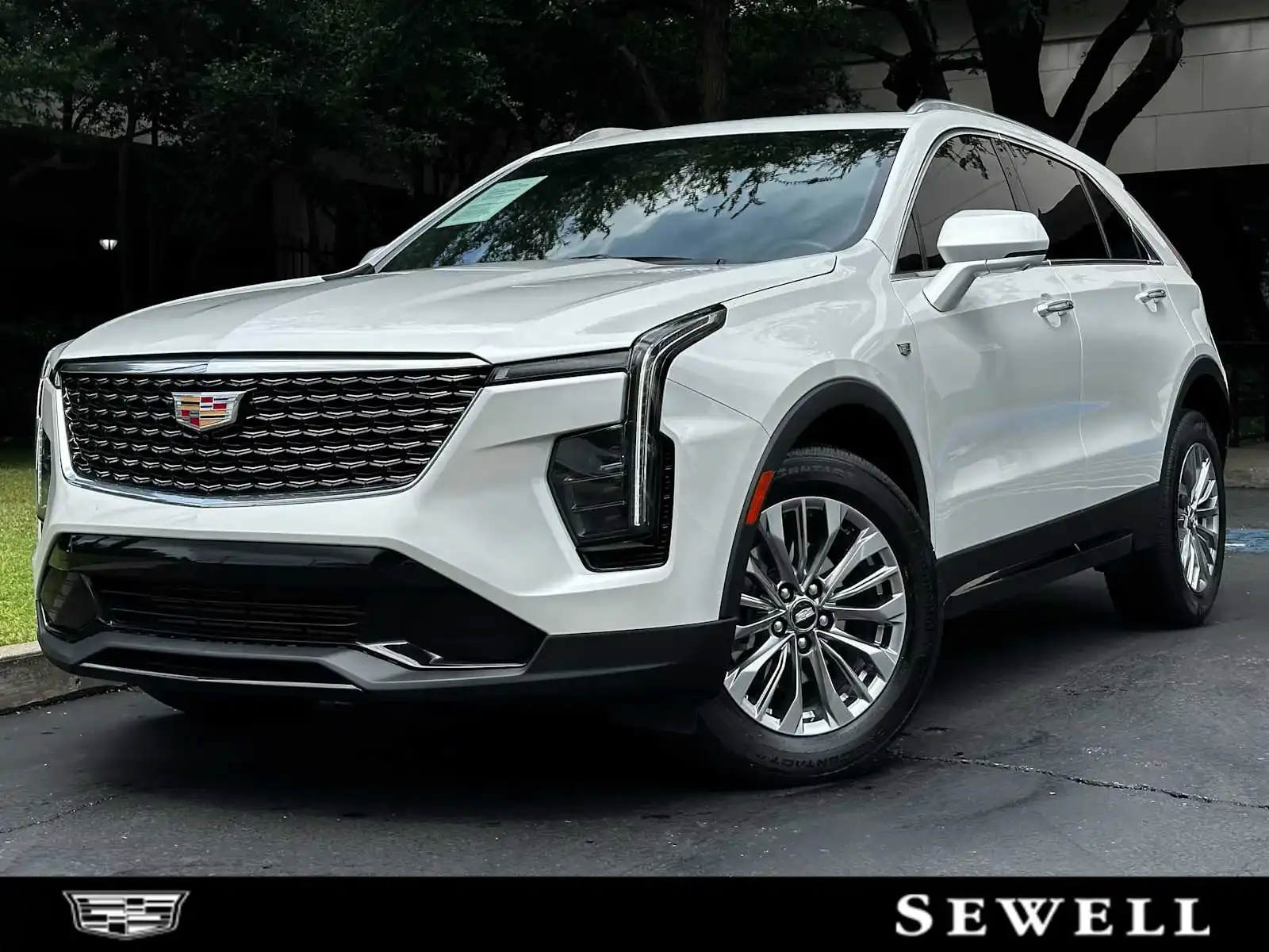 2024 Cadillac XT4 Premium Luxury AWD's photo