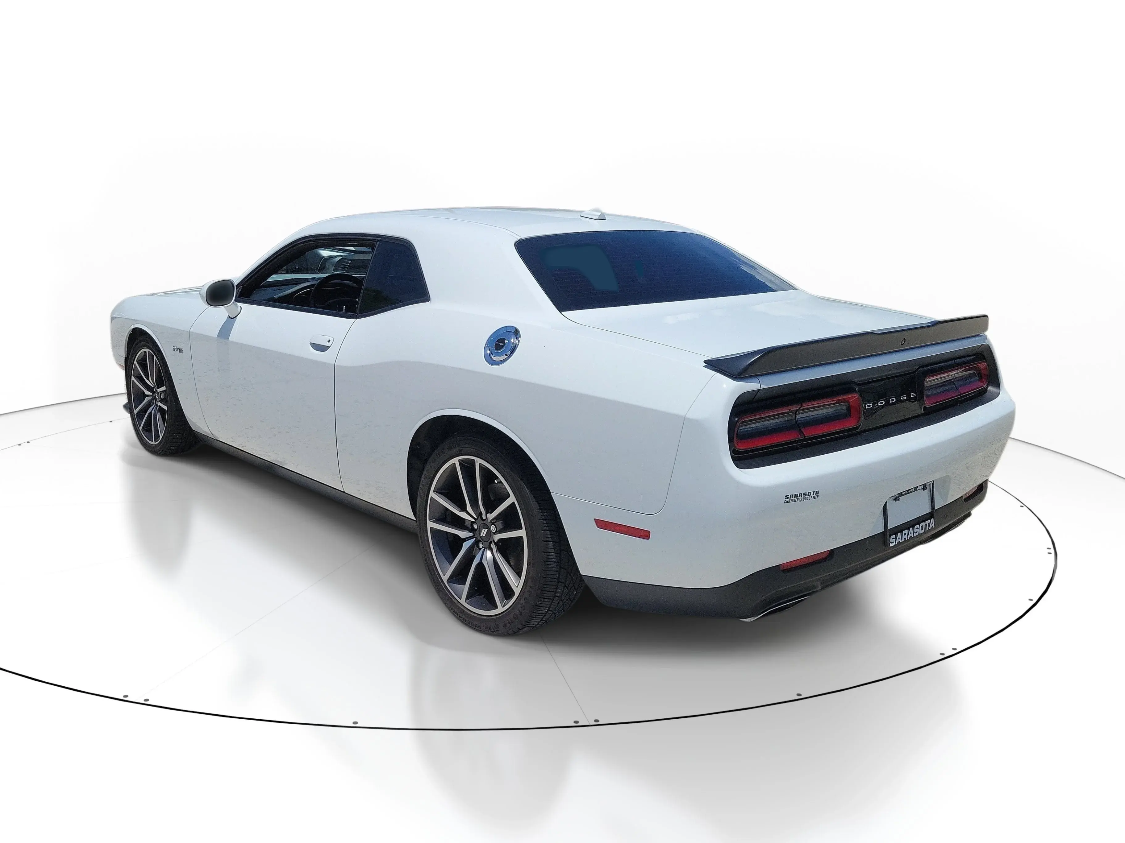 2023 Dodge Challenger R/T photo 4