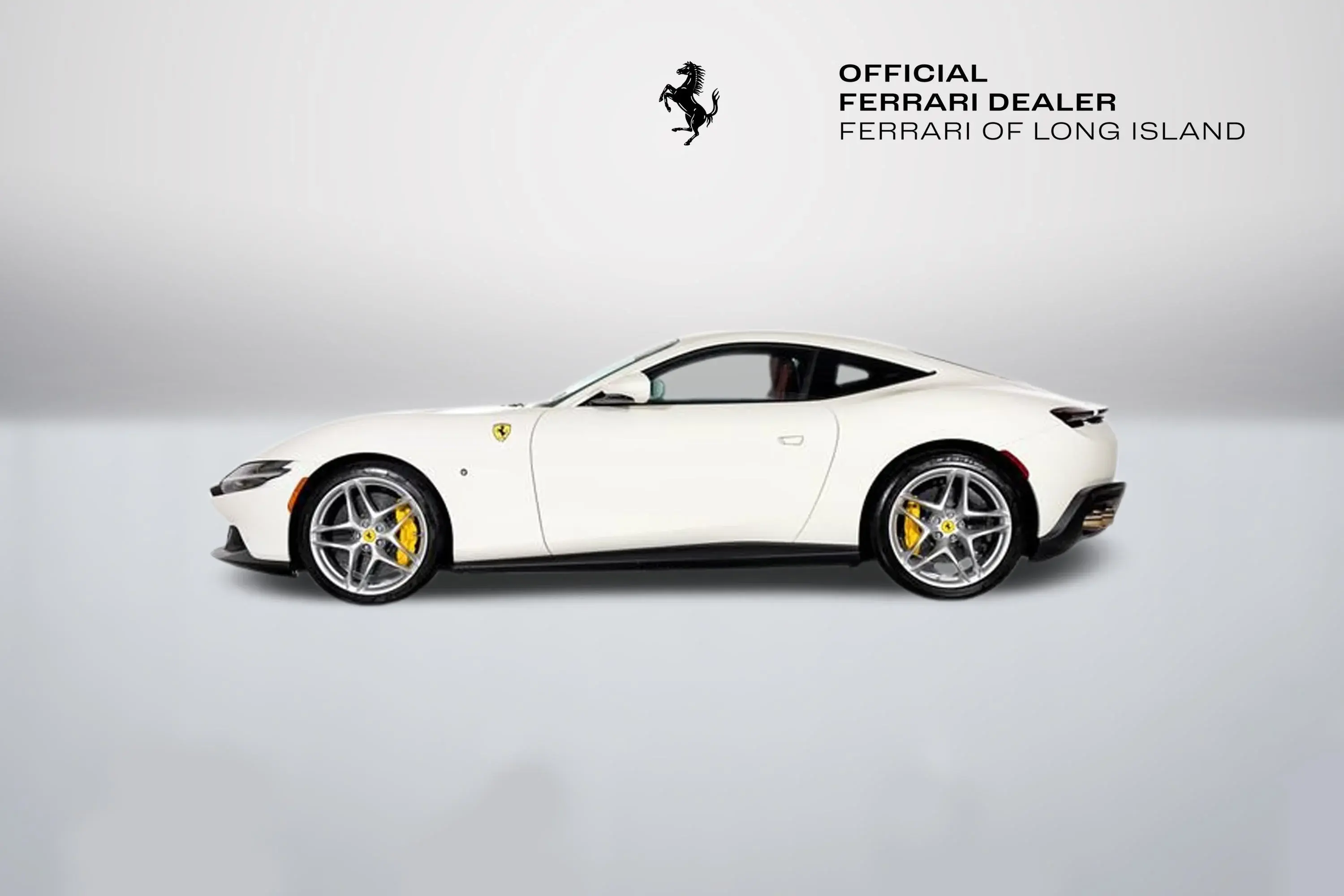 2024 Ferrari Roma Base photo 3