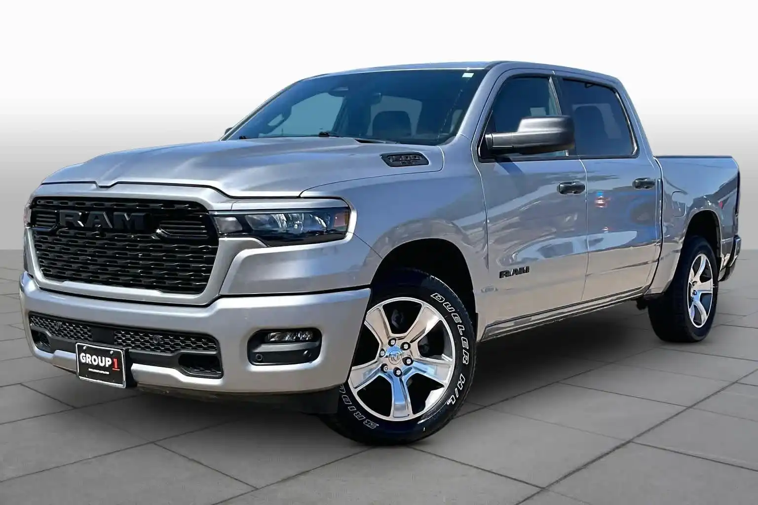 2025 RAM 1500 Tradesman Crew Cab 5'7's photo