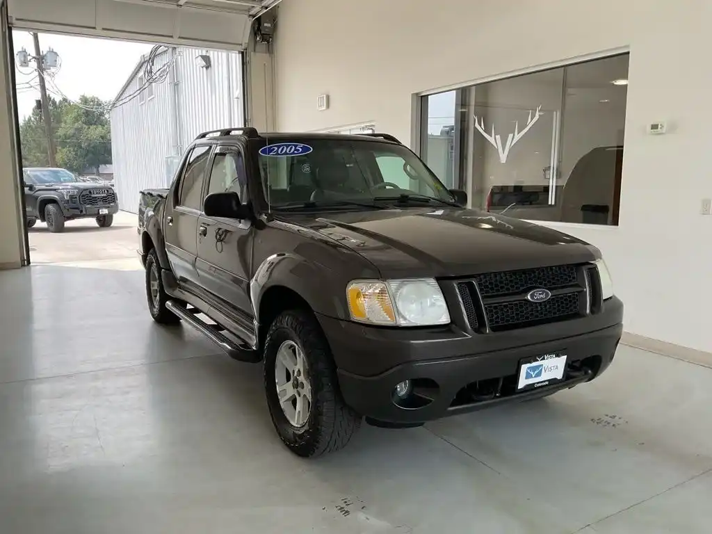 2005 Ford Explorer XLT 4X4's photo
