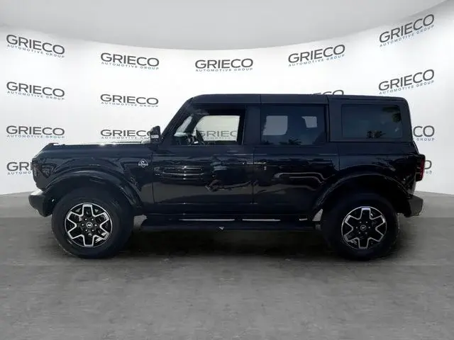 2021 Ford Bronco Outer Banks 4x4 photo 4