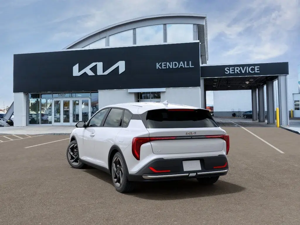 2026 Kia K4 EX AT Hatchback photo 4