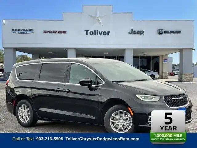 2026 Chrysler Pacifica Select photo 1
