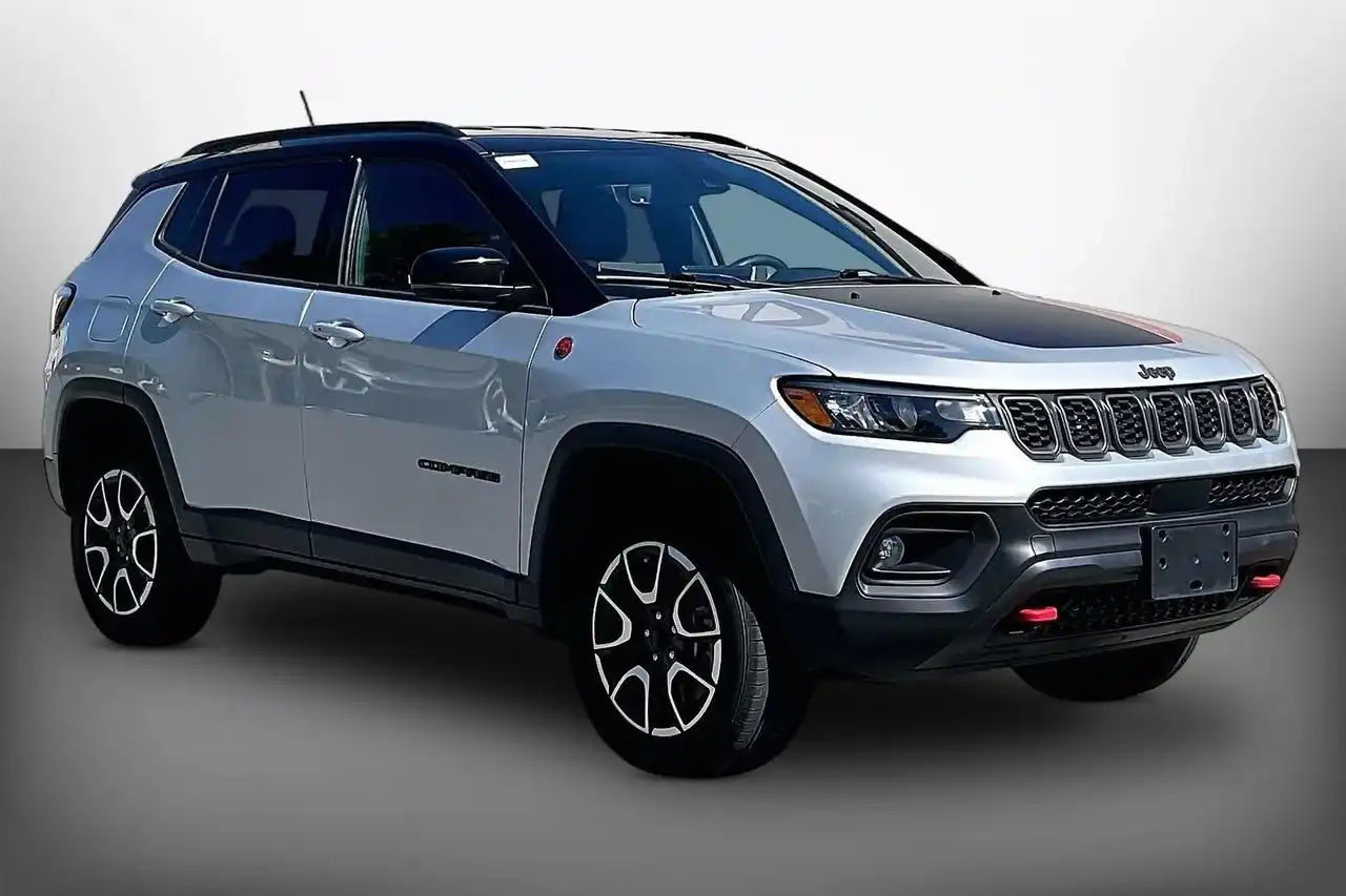 2024 Jeep Compass Trailhawk 4WD's photo