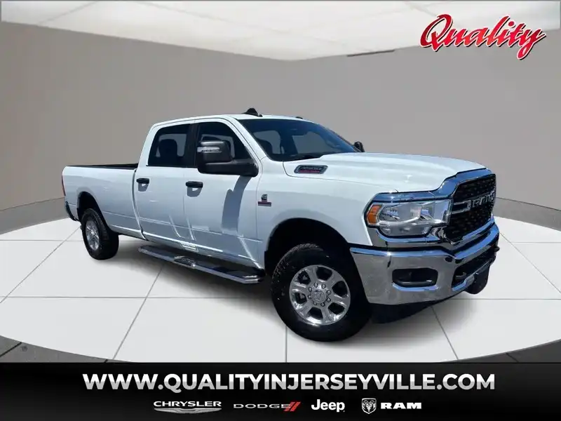 2024 RAM 3500 Big Horn 4X4 Crew Cab LWB's photo