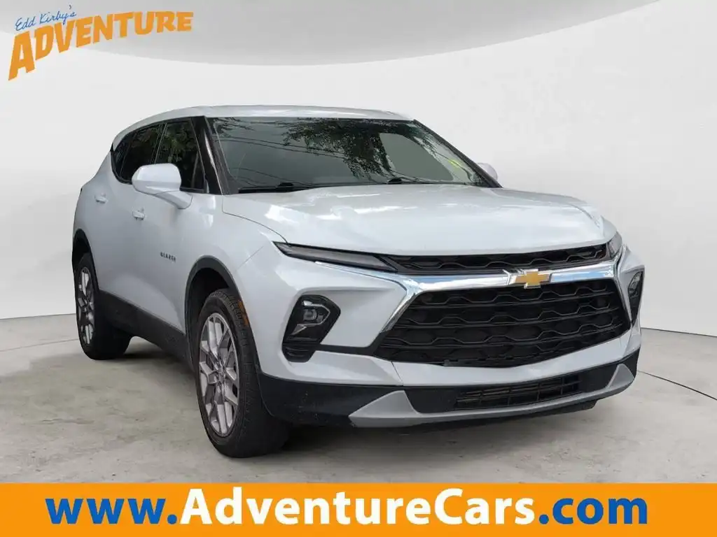 2024 Chevrolet Blazer 2.0T 2LT FWD's photo