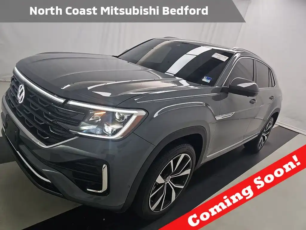 2024 Volkswagen Atlas Cross Sport 2.0T SEL Premium R-Line 4MOTION's photo