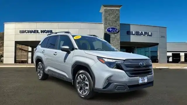 2026 Subaru Forester Premium's photo
