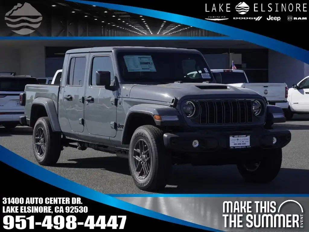2026 Jeep Gladiator Sport S Auto's photo