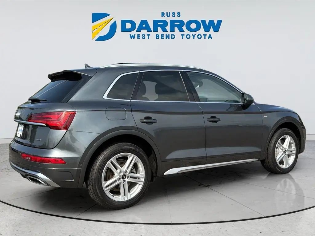 2021 Audi Q5 55 e Prestige photo 4