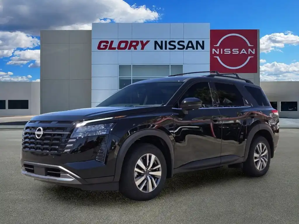 2026 Nissan Pathfinder SL 2WD's photo