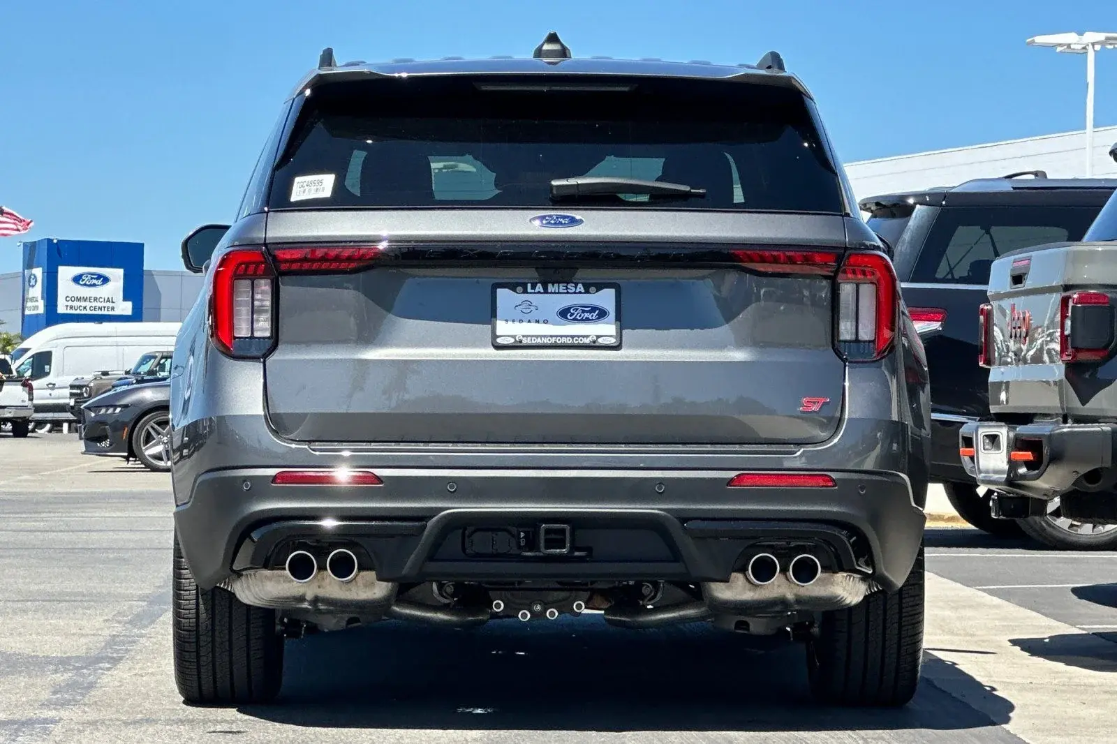 2026 Ford Explorer ST photo 4
