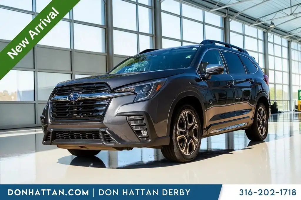 2023 Subaru Ascent Limited 7 Passenger's photo