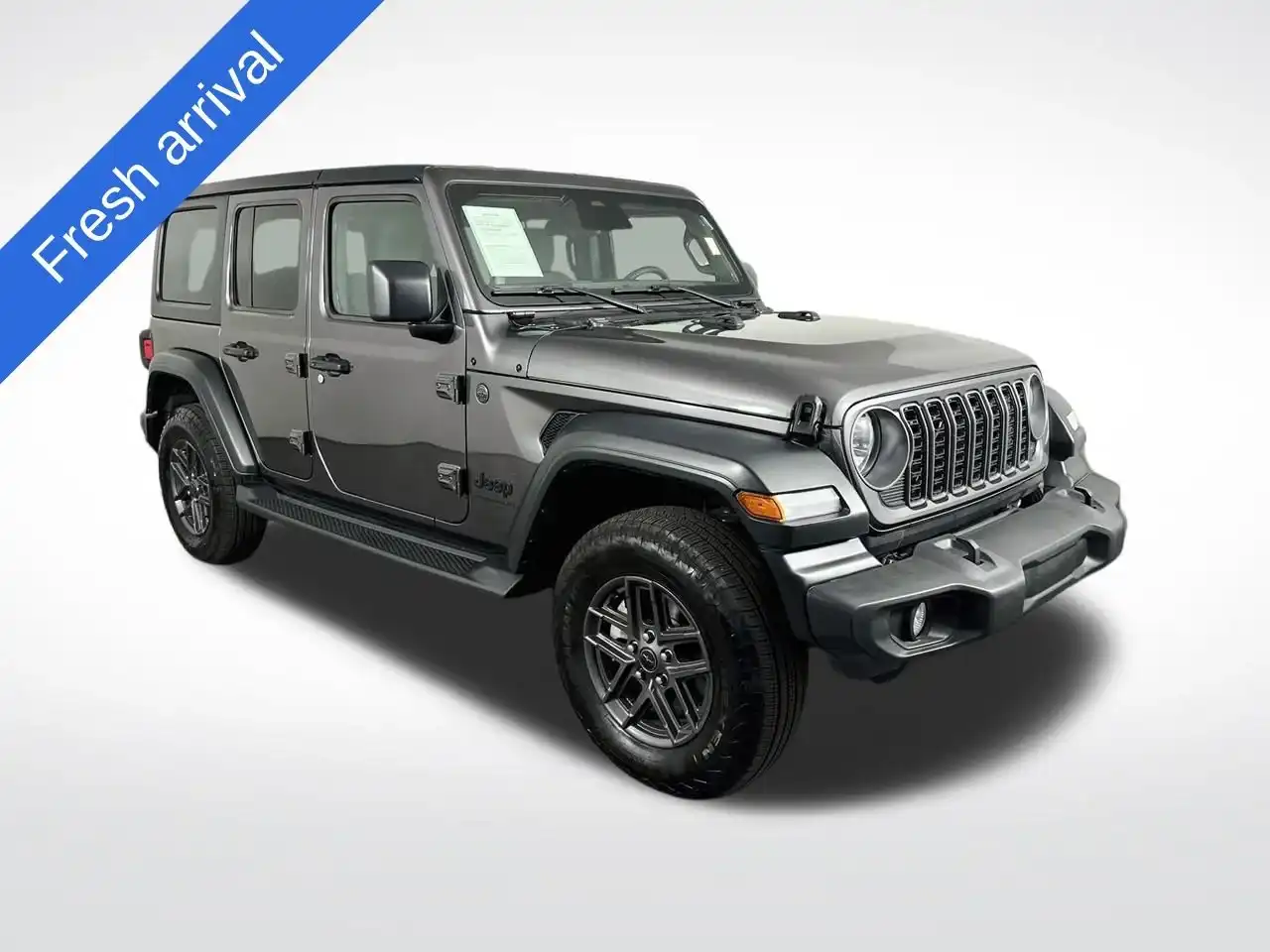 2025 Jeep Wrangler Sport S's photo