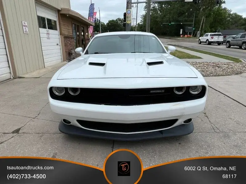 2016 Dodge Challenger Scat Pack photo 4